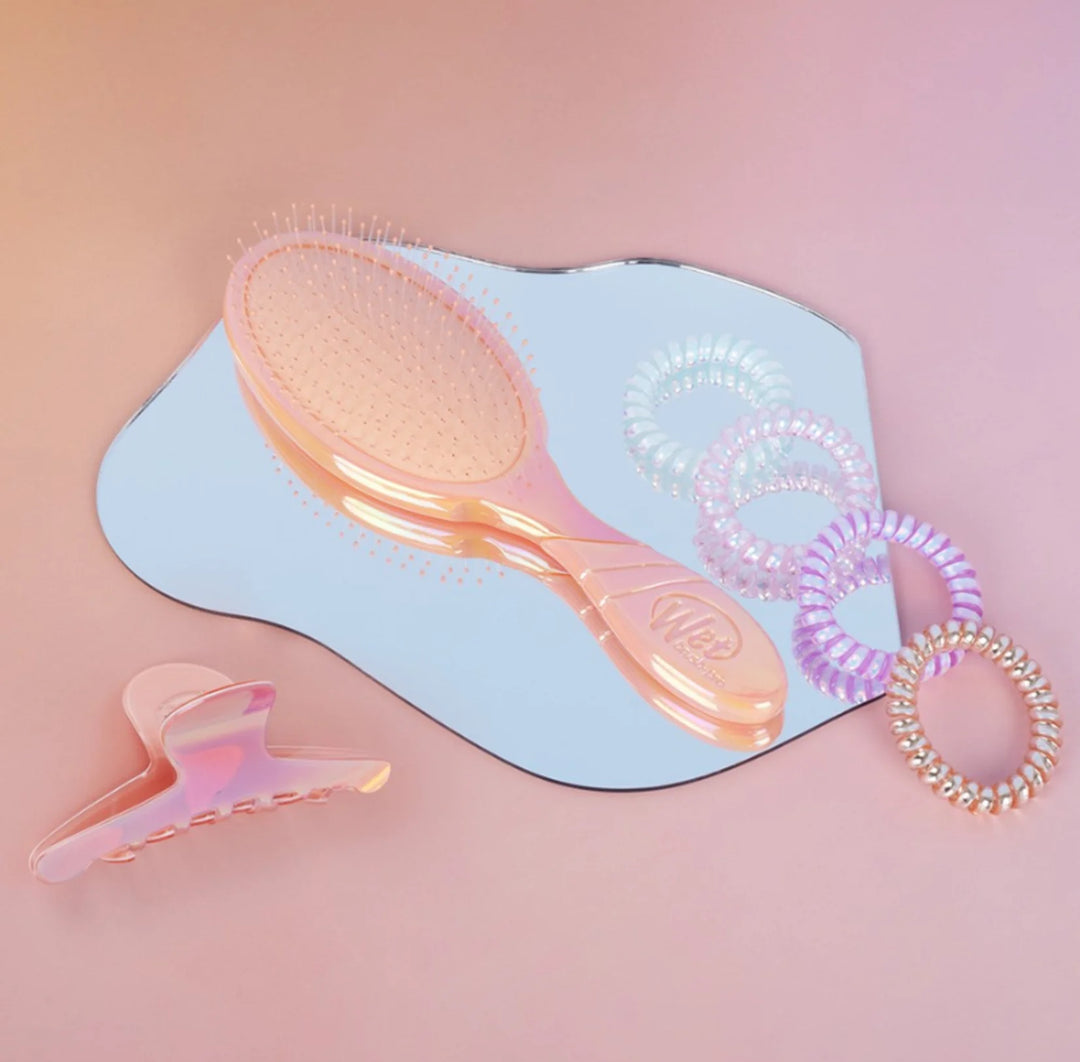 WetBrush Pro Detangler Irridecence